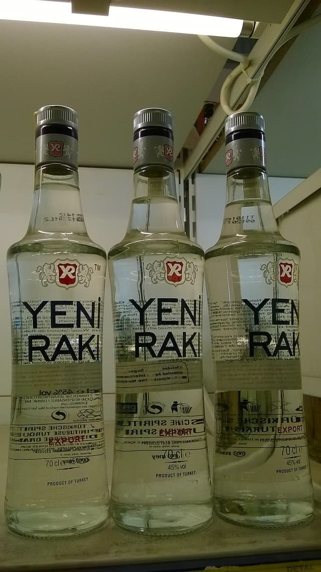 Yeni Rakı