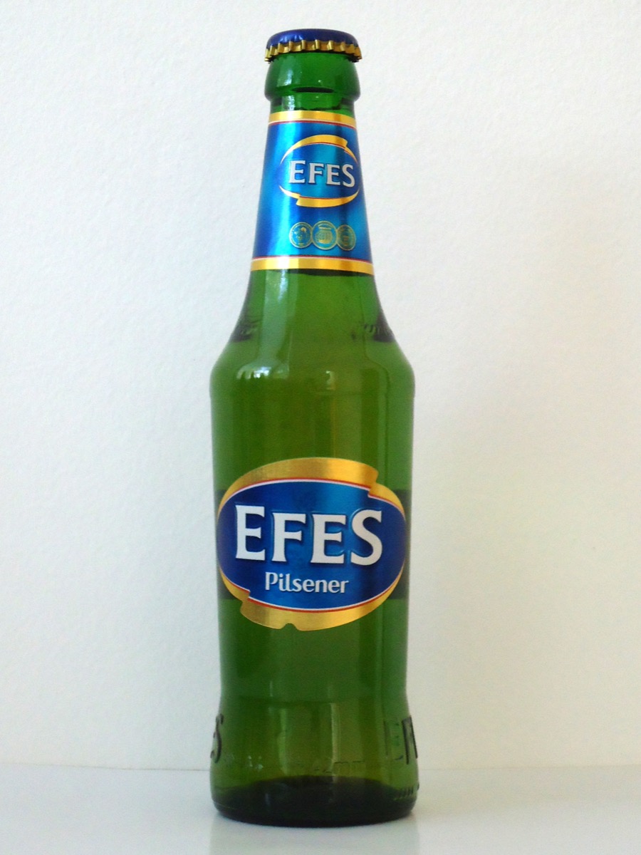 Efes Pilsen şişesi